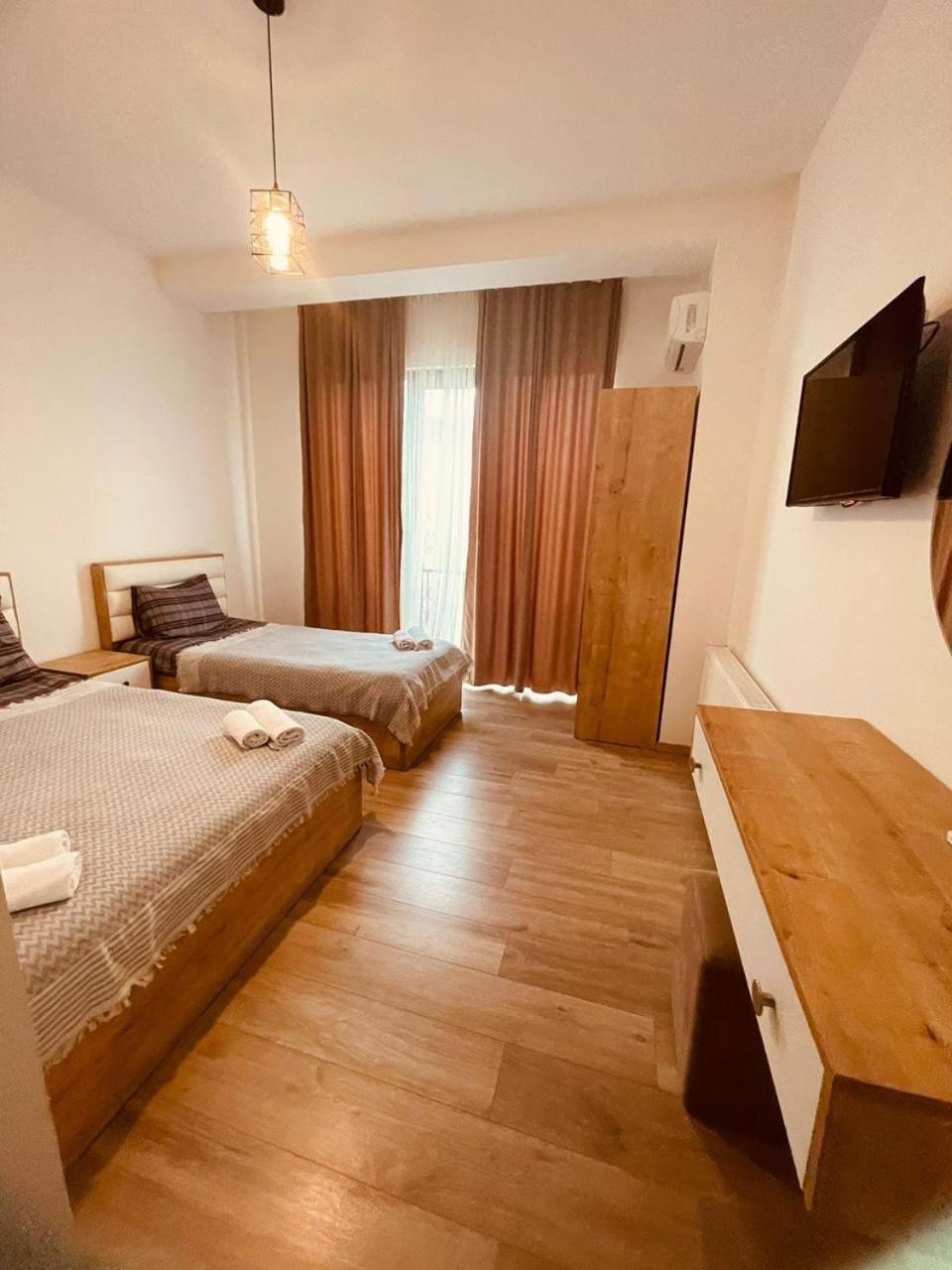 Myfamily Hotel Tbilisi Ngoại thất bức ảnh
