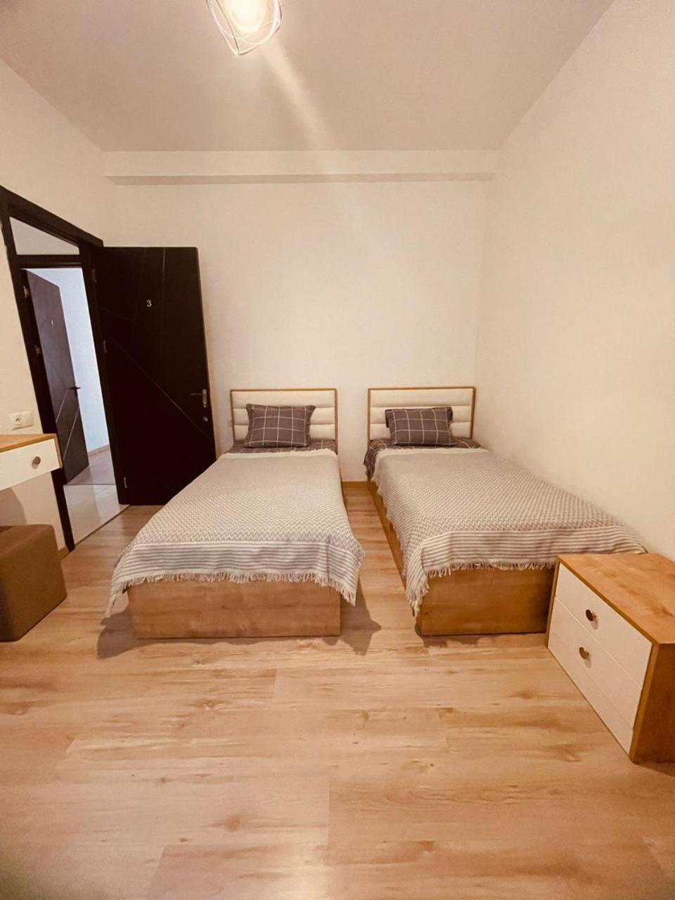 Myfamily Hotel Tbilisi Ngoại thất bức ảnh