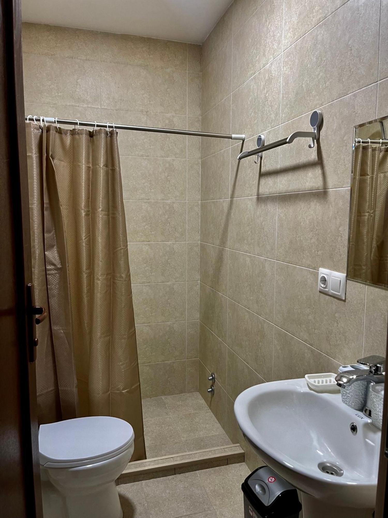 Myfamily Hotel Tbilisi Phòng bức ảnh